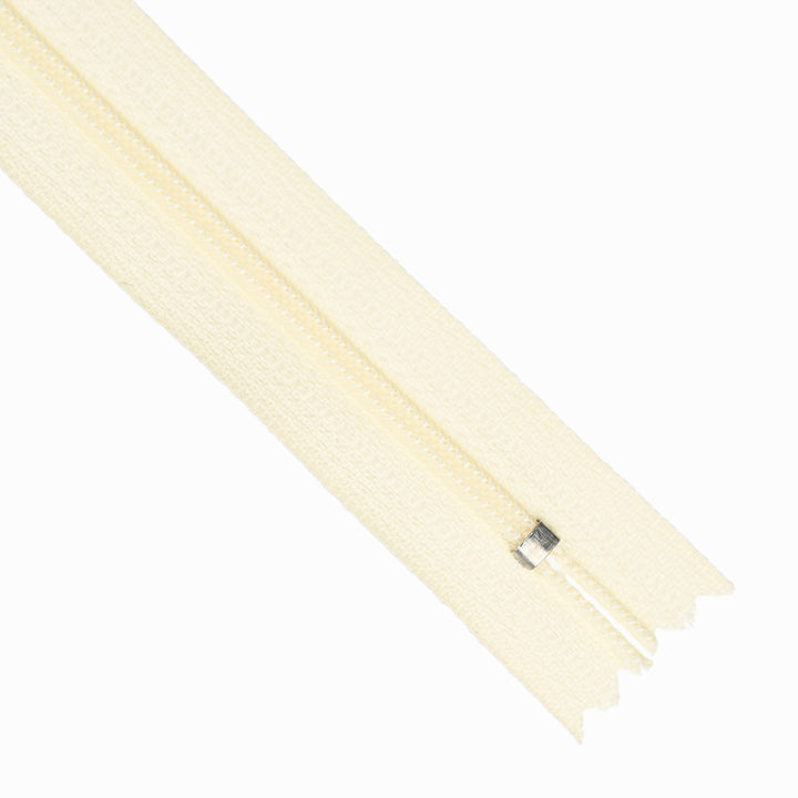 YKK NYLON CLOSED-END ZIP NO.3 COL 801 CREAM