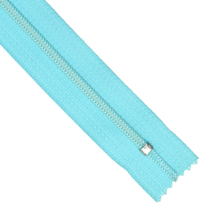YKK NYLON CLOSED-END ZIP NO.3 COL 905 BRIGHT BLUE