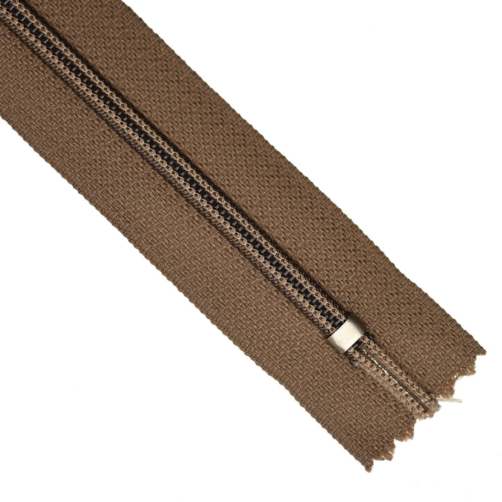 YKK NYLON CLOSED-END ZIP NO.5 COL 563 MOCHA