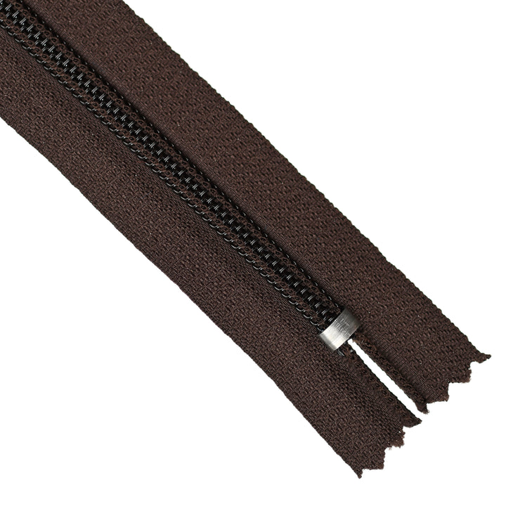 YKK NYLON CLOSED-END ZIP NO.5 COL 570 BROWN