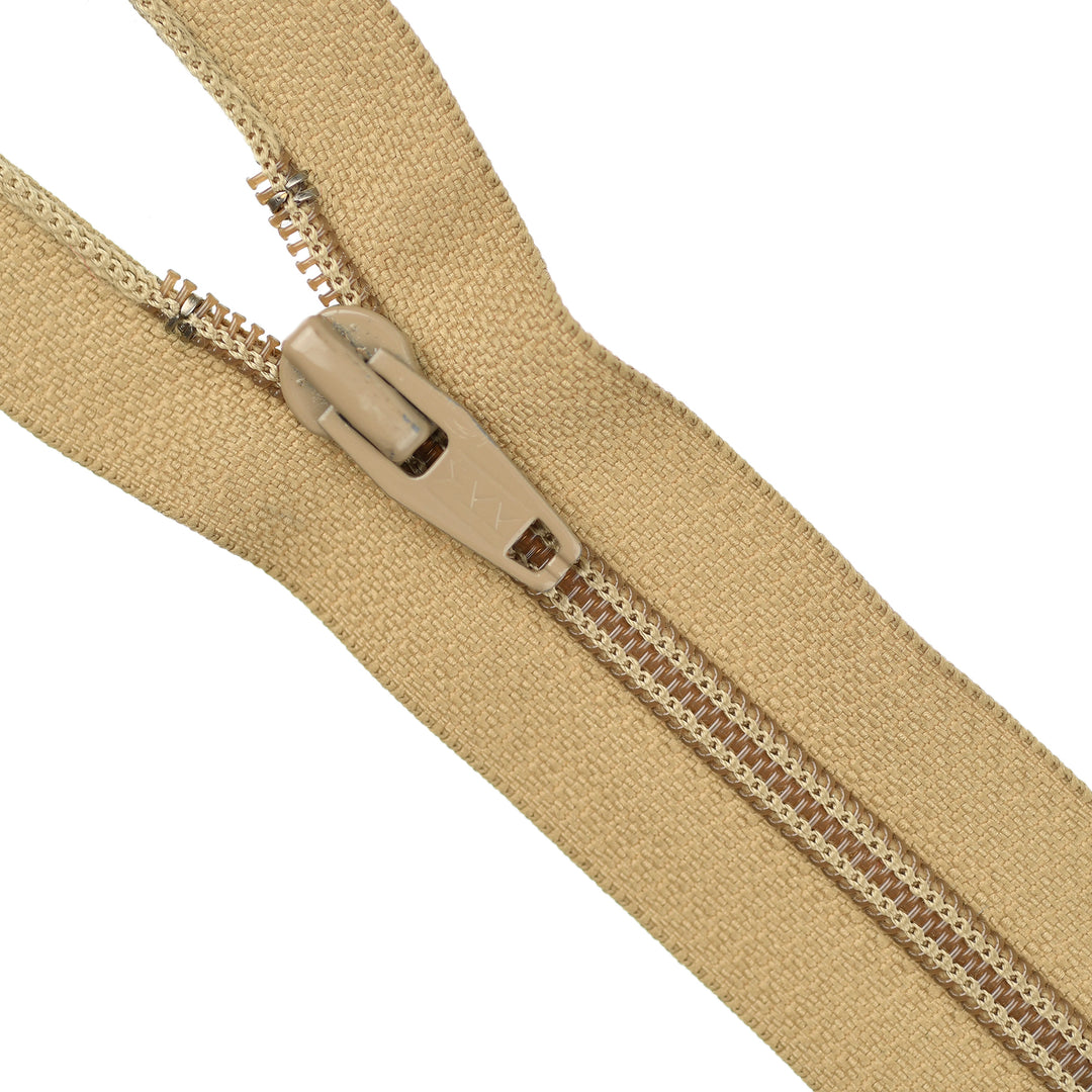 YKK NYLON CLOSED-END ZIP NO.5 COL 896 CLASSIC CAMEL