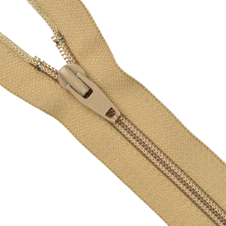 YKK NYLON CLOSED-END ZIP NO.5 COL 896 CLASSIC CAMEL